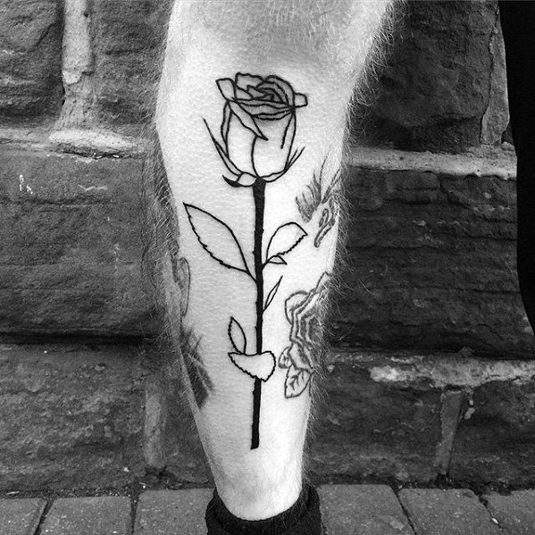 tatuaje simple pierna para hombre 12