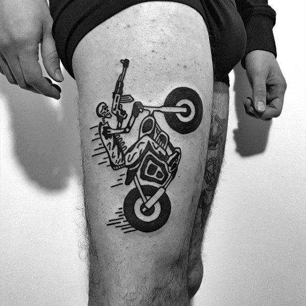 tatuaje simple pierna para hombre 21