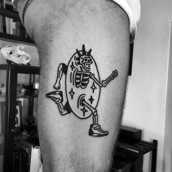 tatuaje simple pierna para hombre 32
