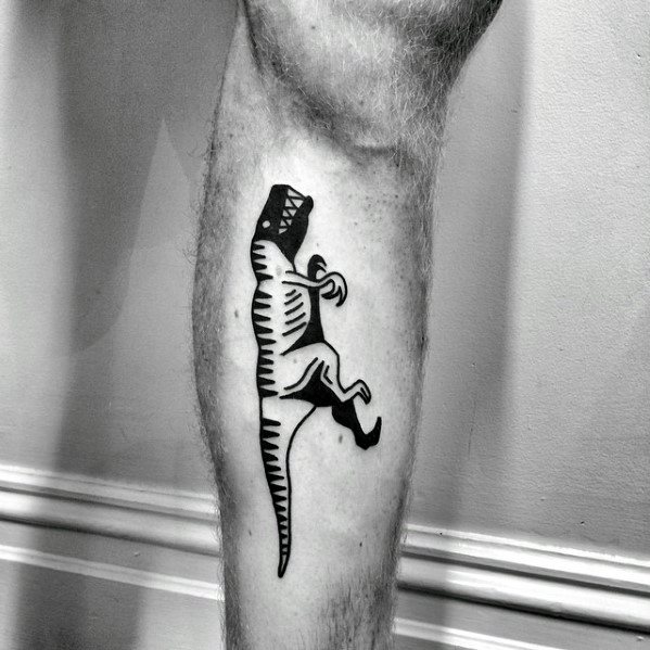 tatuaje simple pierna para hombre 39