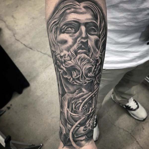 bonito tatuaje para hombre 17