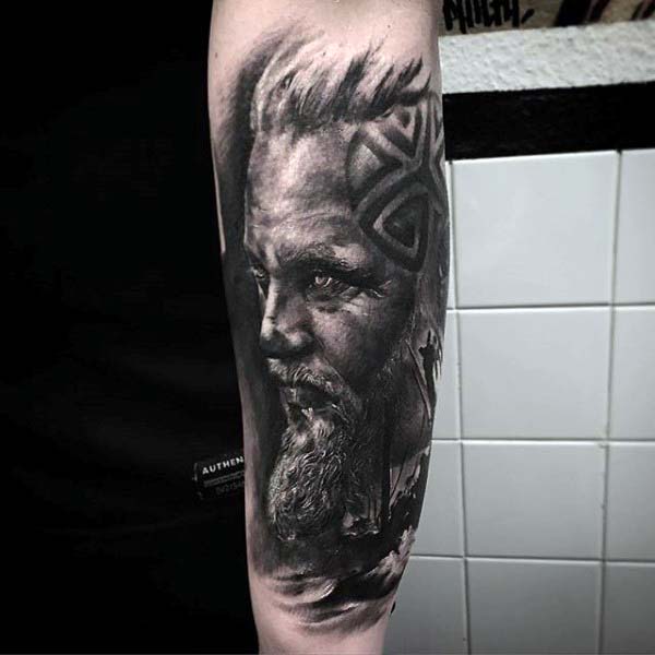 bonito tatuaje para hombre 45
