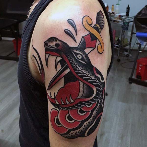 bonito tatuaje para hombre 64
