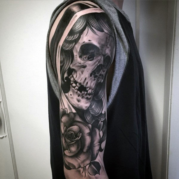 buen tatuaje para hombre 50