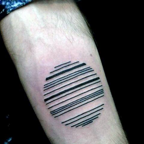 buen tatuaje y simple para hombre 31