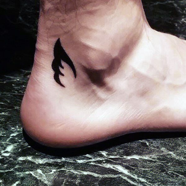 buen tatuaje y simple para hombre 36