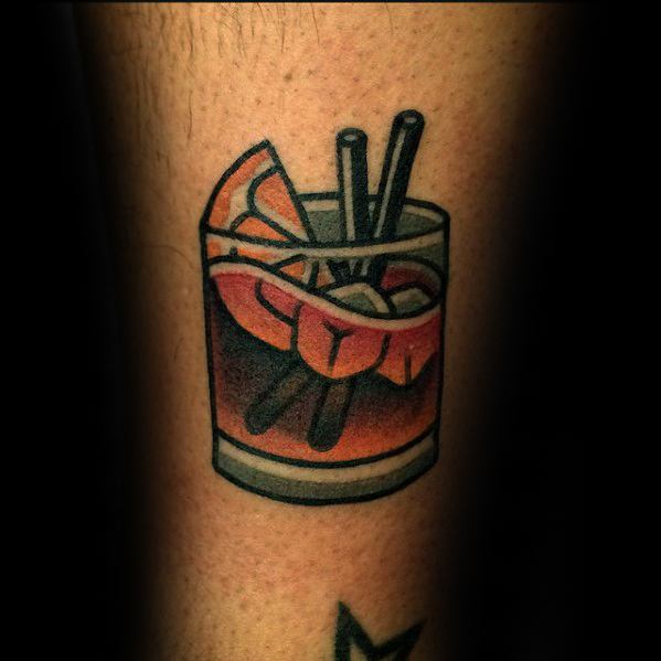 buen tatuaje y simple para hombre 40