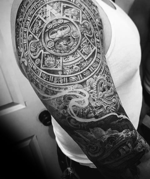 mejor tatuaje para hombre 12