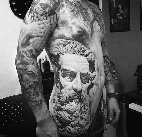 mejor tatuaje para hombre 31