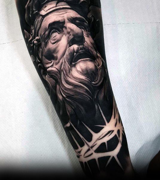 mejor tatuaje para hombre 43