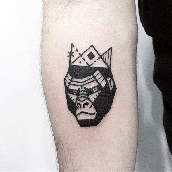 pequeno tatuaje creativo para hombre 06