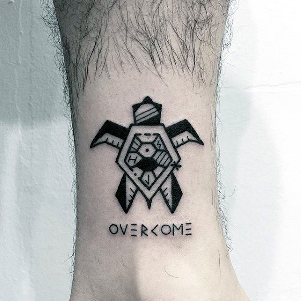pequeno tatuaje creativo para hombre 18