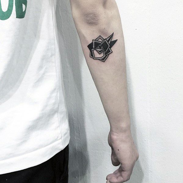 pequeno tatuaje creativo para hombre 25