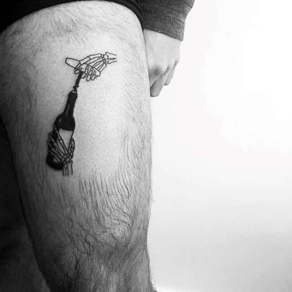 pequeno tatuaje creativo para hombre 31