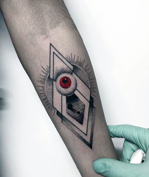 pequeno tatuaje detallado para hombre 06