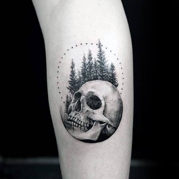 pequeno tatuaje detallado para hombre 19