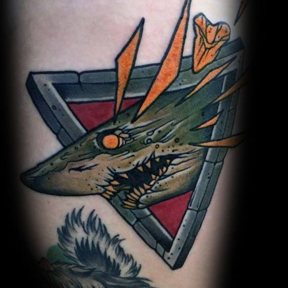 pequeno y unico tatuaje para hombre 16