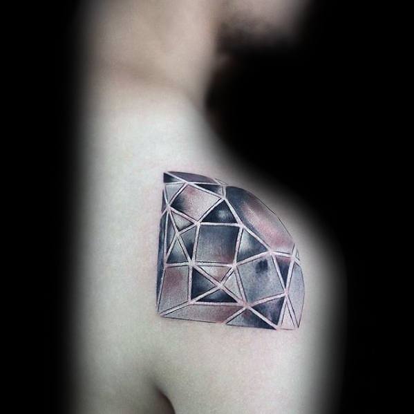 pequeno y unico tatuaje para hombre 18