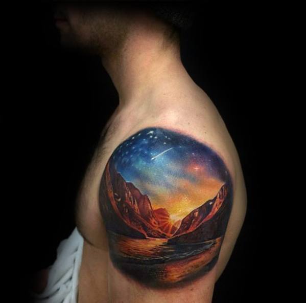 pequeno y unico tatuaje para hombre 23