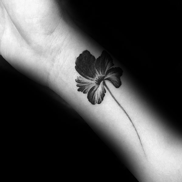 pequeno y unico tatuaje para hombre 39
