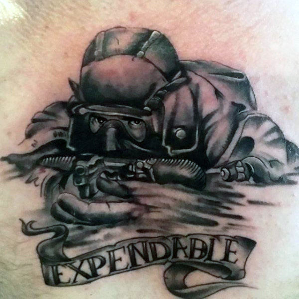 tatuaje armada de guerra para hombre 30