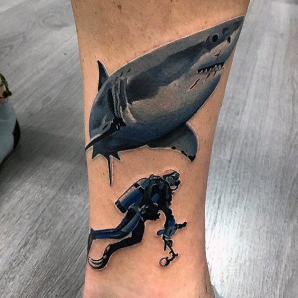 tatuaje artistico para hombre 15