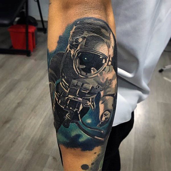 tatuaje artistico para hombre 21
