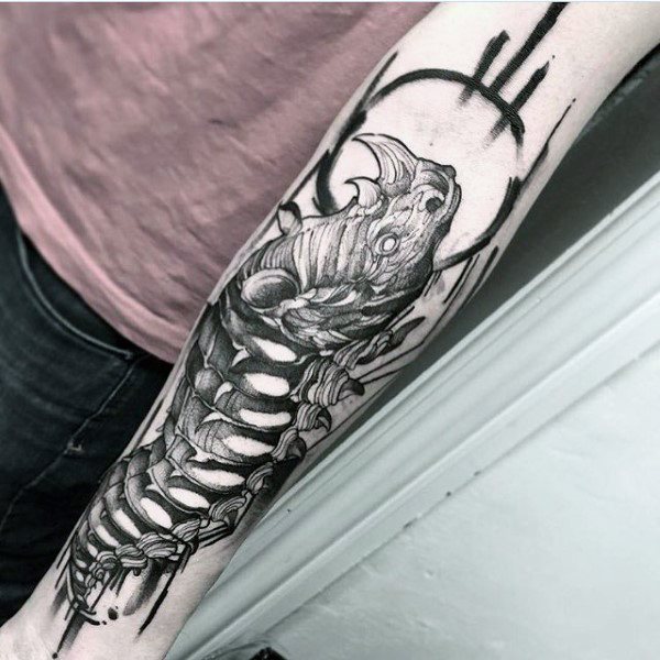 tatuaje artistico para hombre 58