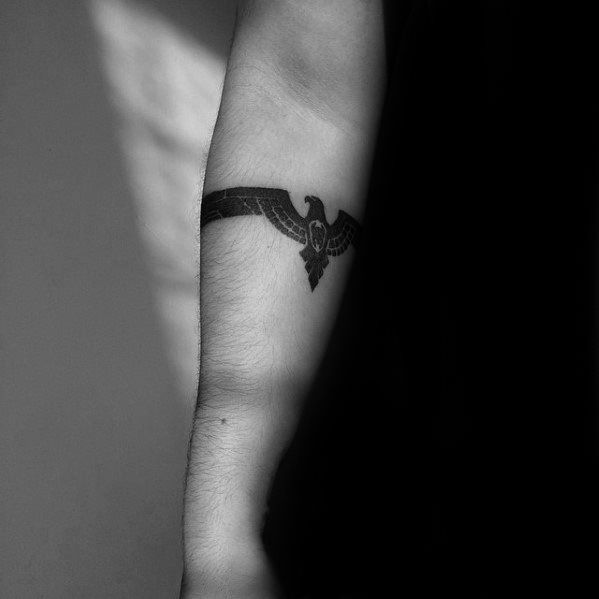 tatuaje brazalete antebrazo para hombre 03