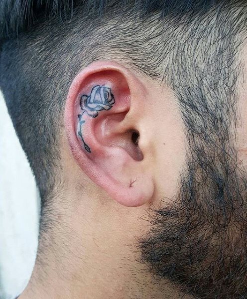 tatuaje en la oreja para hombre 60