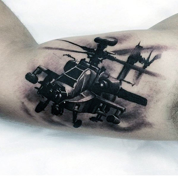 tatuaje extrano para hombre 10