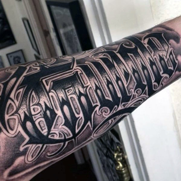 tatuaje extrano para hombre 27