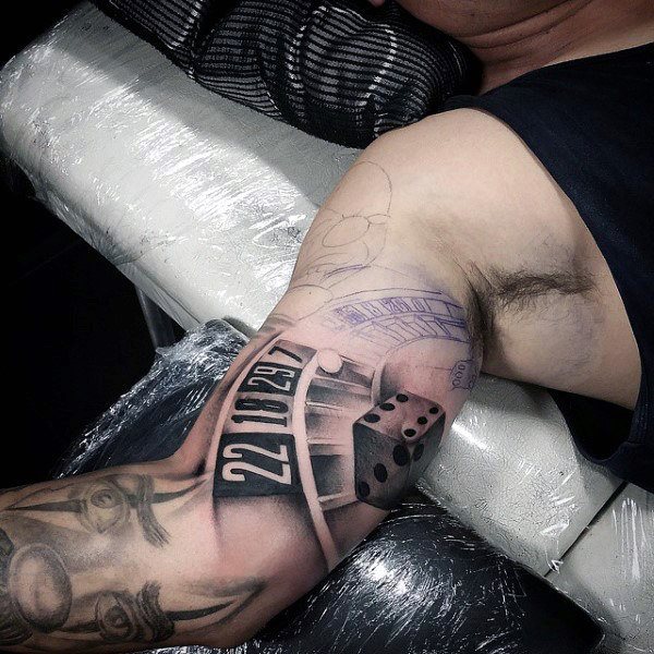 tatuaje impresionante para chico 63