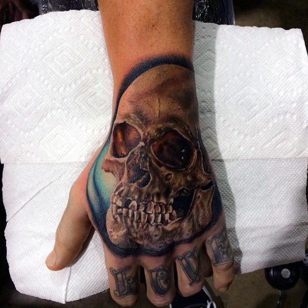 tatuaje interesante para hombre 93