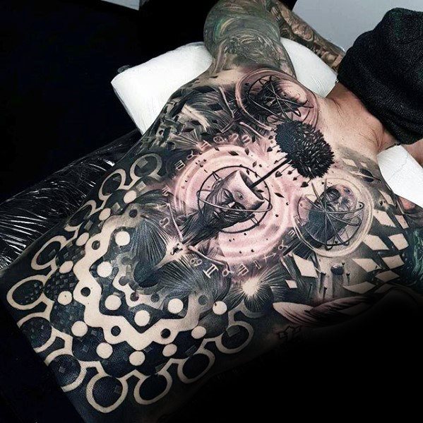 tatuaje magnifico para hombre 52