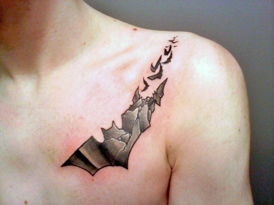 tatuaje murcielago para hombre 11