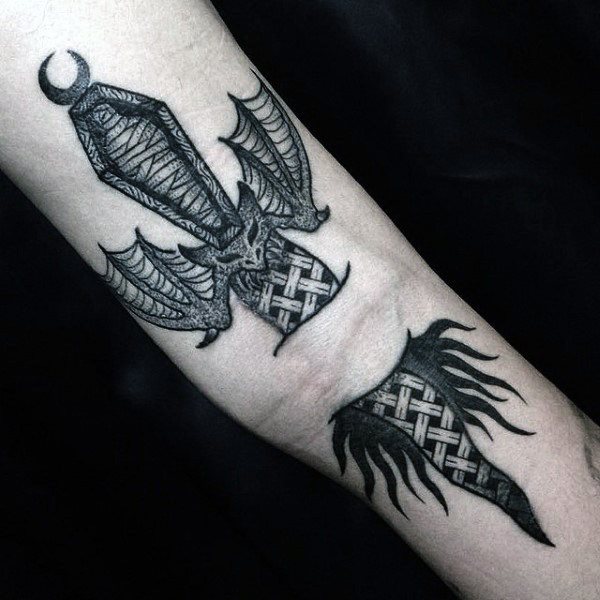 tatuaje murcielago para hombre 41