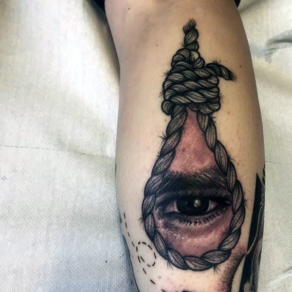 tatuaje nudo corredizo para hombre 20