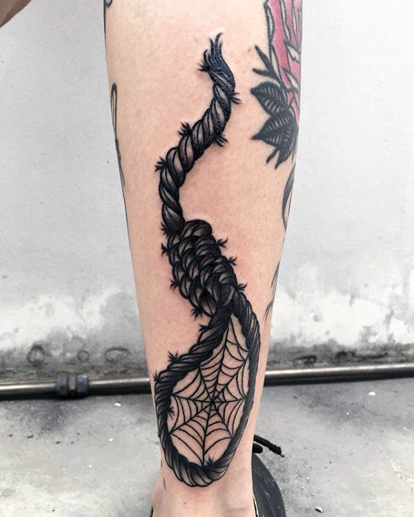 tatuaje nudo corredizo para hombre 23