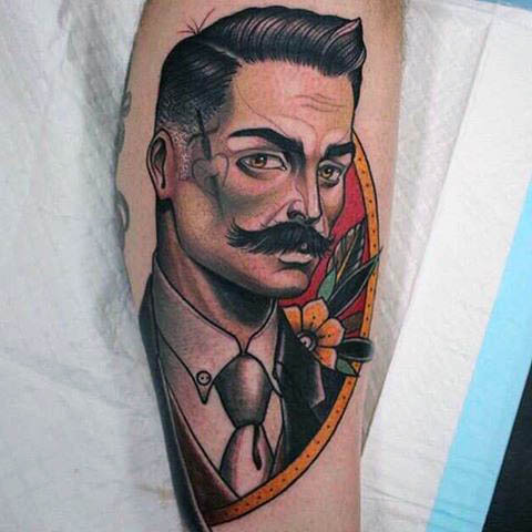 tatuaje nuevo estilo para hombre 36