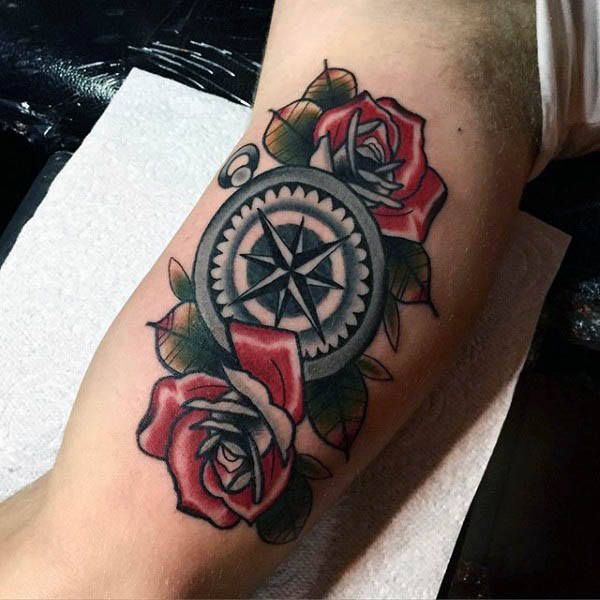 tatuaje nuevo estilo para hombre 73