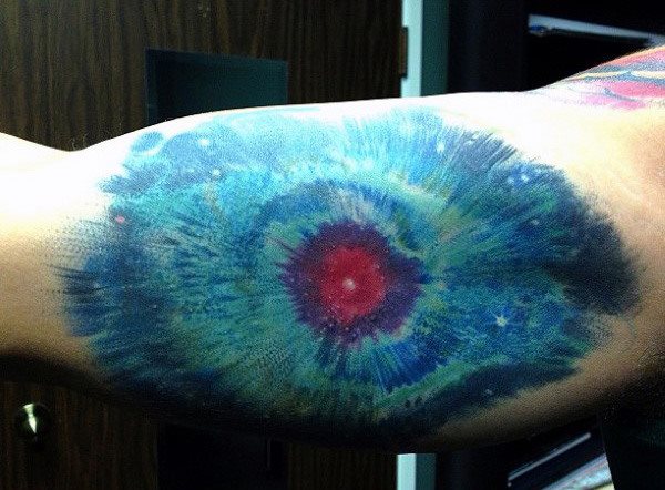 tatuaje ojo para hombre 35