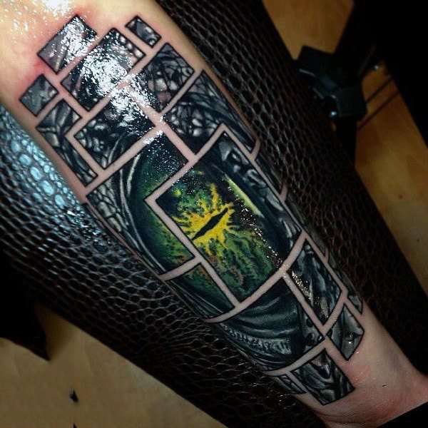 tatuaje ojo para hombre 44