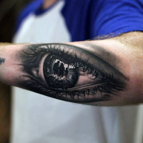 tatuaje ojo para hombre 86