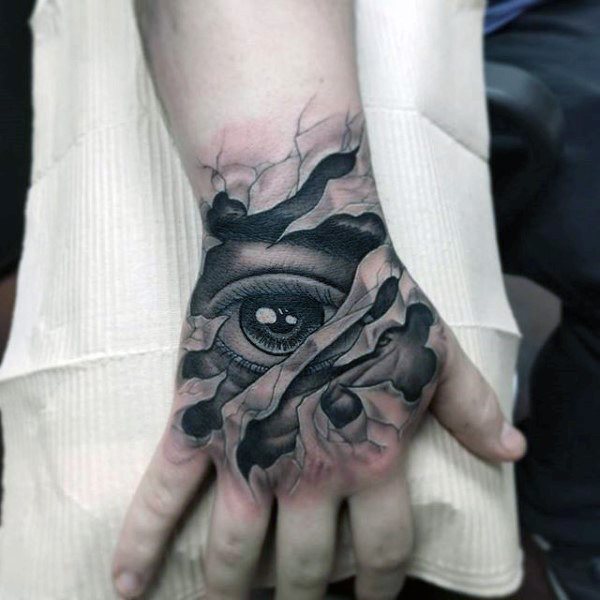 tatuaje ojo para hombre 94