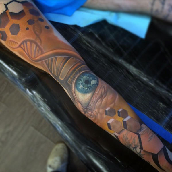 tatuaje ojo realista para hombre 19
