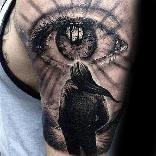 tatuaje ojo realista para hombre 24