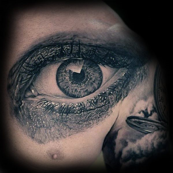 tatuaje ojo realista para hombre 25