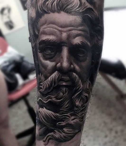 tatuaje precioso para hombre 15