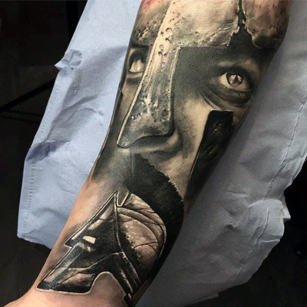 tatuaje precioso para hombre 53